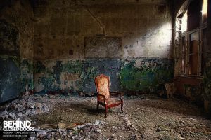 Beelitz Heilstätten Bath House - Chair in light