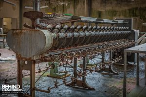 Knitting Factory, Italy - Machinery