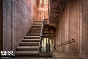 Palazzo di L - Stunning staircase