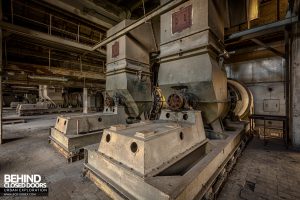 Kraftwerk V, Germany - Blowers beneath boiler