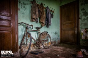 Maison Gustaaf, Belgium - Old bike