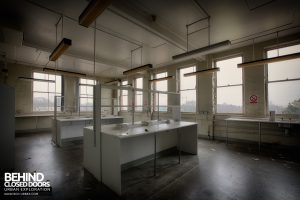 Selly Oak Hospital Mortuary - Laboratory