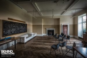 Carmel College - Classroom