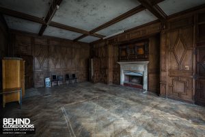 Carmel College - Ornate wood room