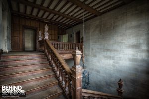 Carmel College - On the stairs