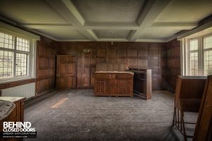 Pitchford Hall - Panelled room