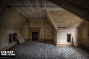 Pitchford Hall - Wooden room