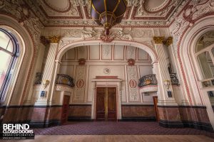 The Grand Hotel, Birmingham - Archway