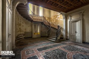 Villa Margherita, Italy - Entrance hall