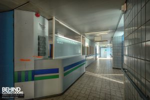 Hopital Civil de Charleroi - Corridor