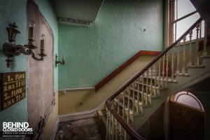 Barbican Hotel, Lincoln - Staircase