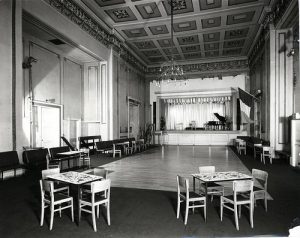 How it used to look - Historic photo of the ballroom