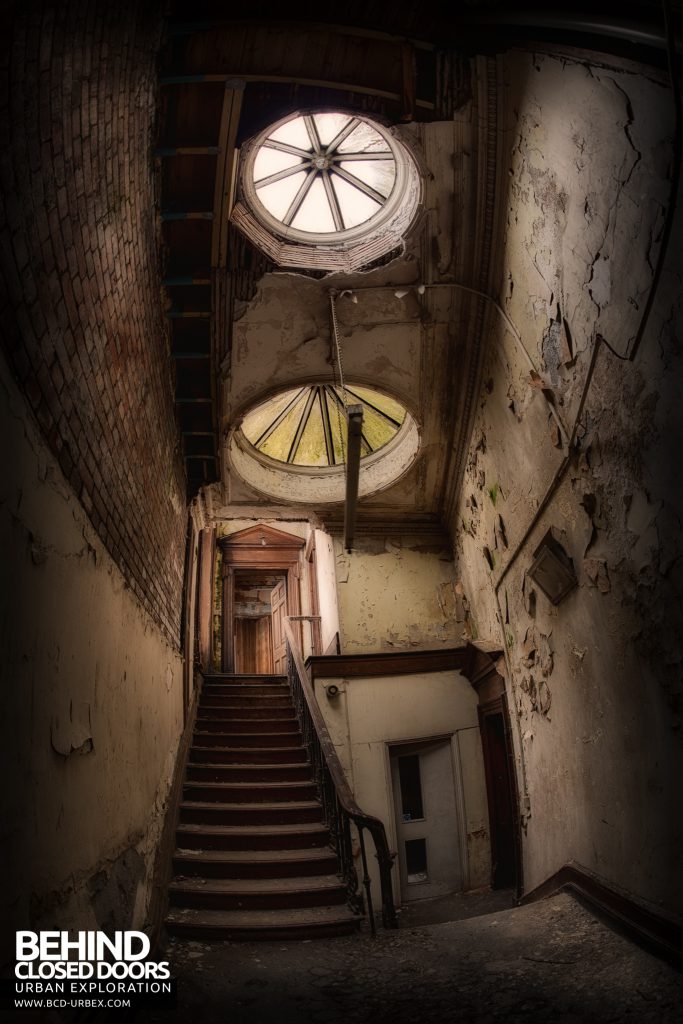 Sheffield Old Town Hall and Crown Courts - Staircase