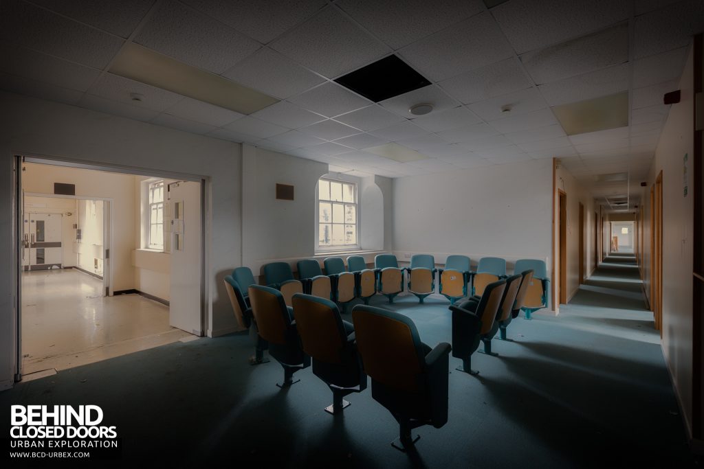 Royal Haslar Hospital - Waiting area
