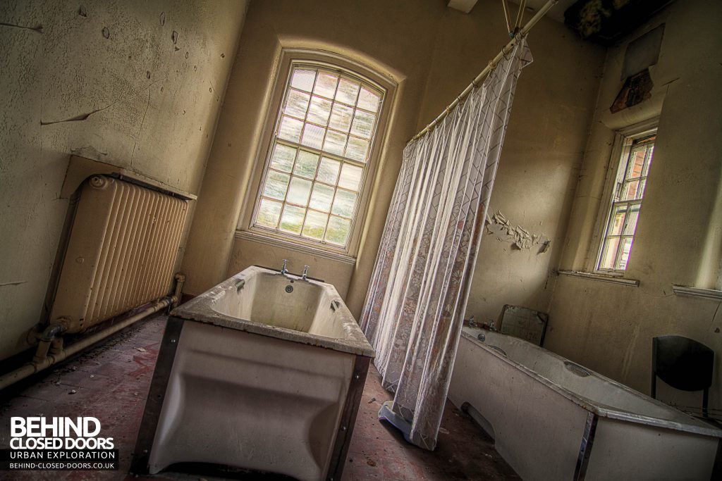 St Georges Hospital, Morpeth - Shared Bathroom