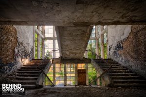 CCCP Flight School - Main staircase