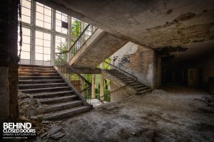 CCCP Flight School - First floor corridor