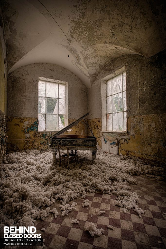 Beelitz Heilstätten Bath House - Grand room