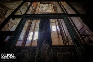 Beelitz Womens Lung Hospital - Lift Shaft