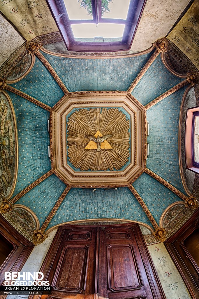 Chateau Rochendaal - Chapel ceiling