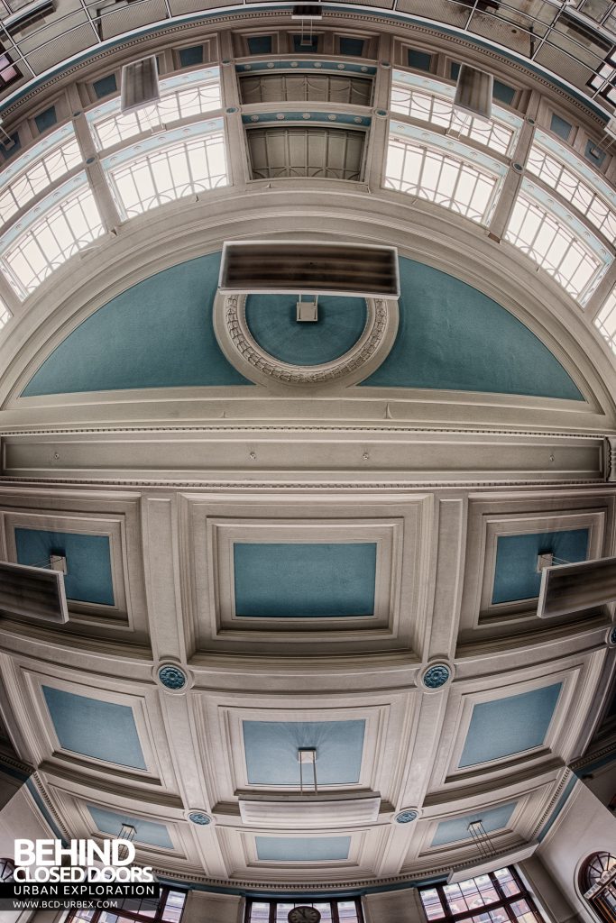 Post Office, Leicester - Ornate ceiling