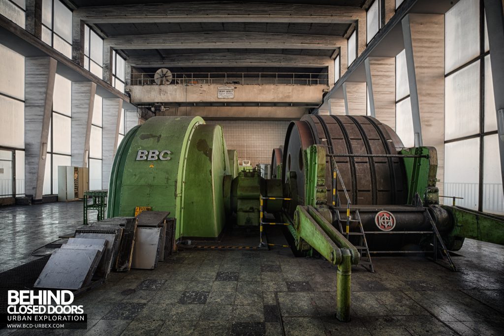 Bergwerk West Friedrich-Heinrich, Germany - Side view of winders and motors