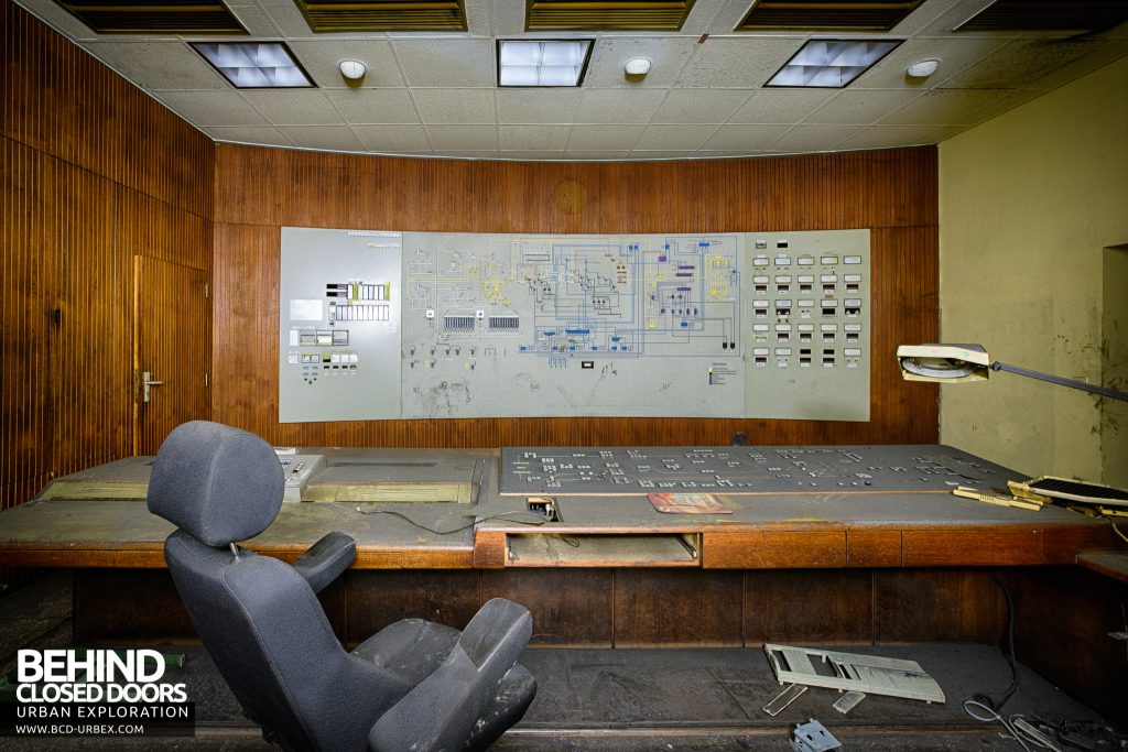 Bergwerk West Friedrich-Heinrich, Germany - Inside a control room