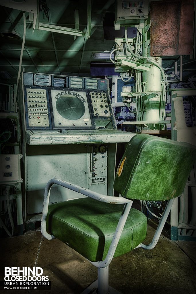 Atlantic Ghost Fleet - Chair at radar console