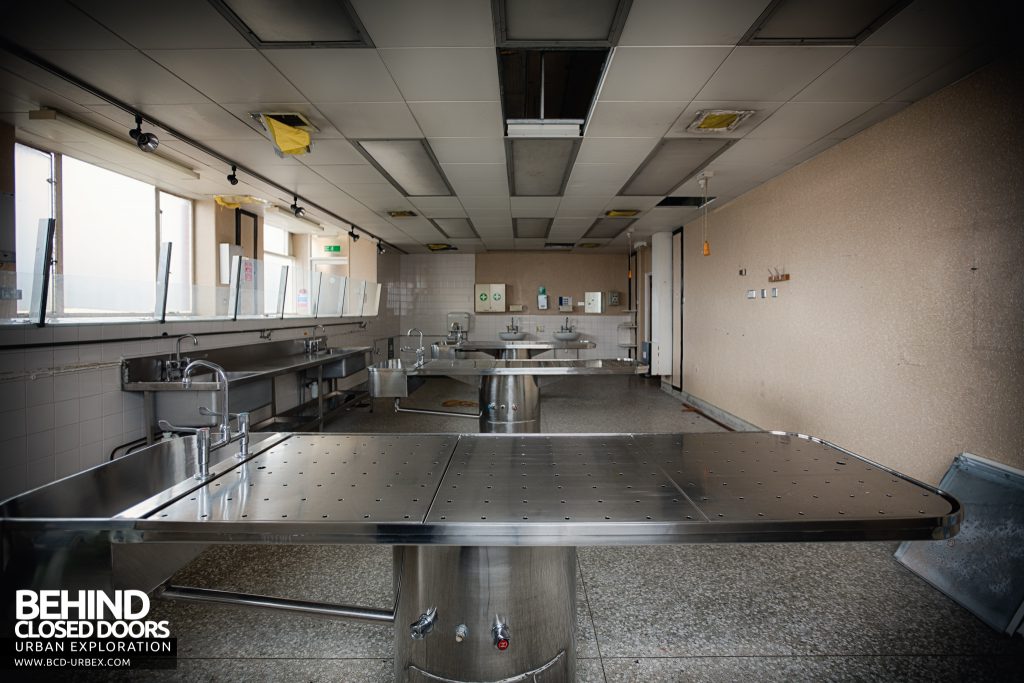 Selly Oak Hospital Mortuary - Morgue with three metal slabs