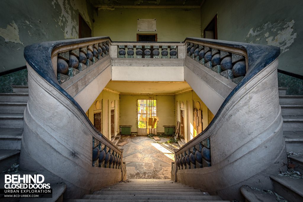 St Joseph's Orphanage Italy - The impressive chunky staircase