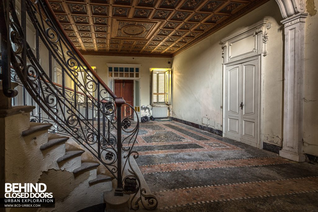 Villa Margherita, Italy - Entrance hall from behind the staircase