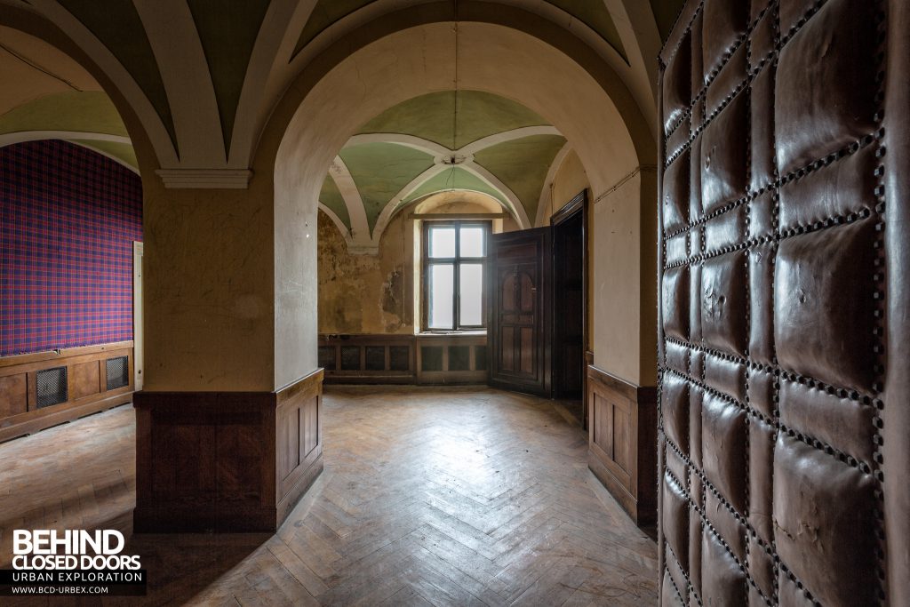 Schloss V, Germany - Leather padded door