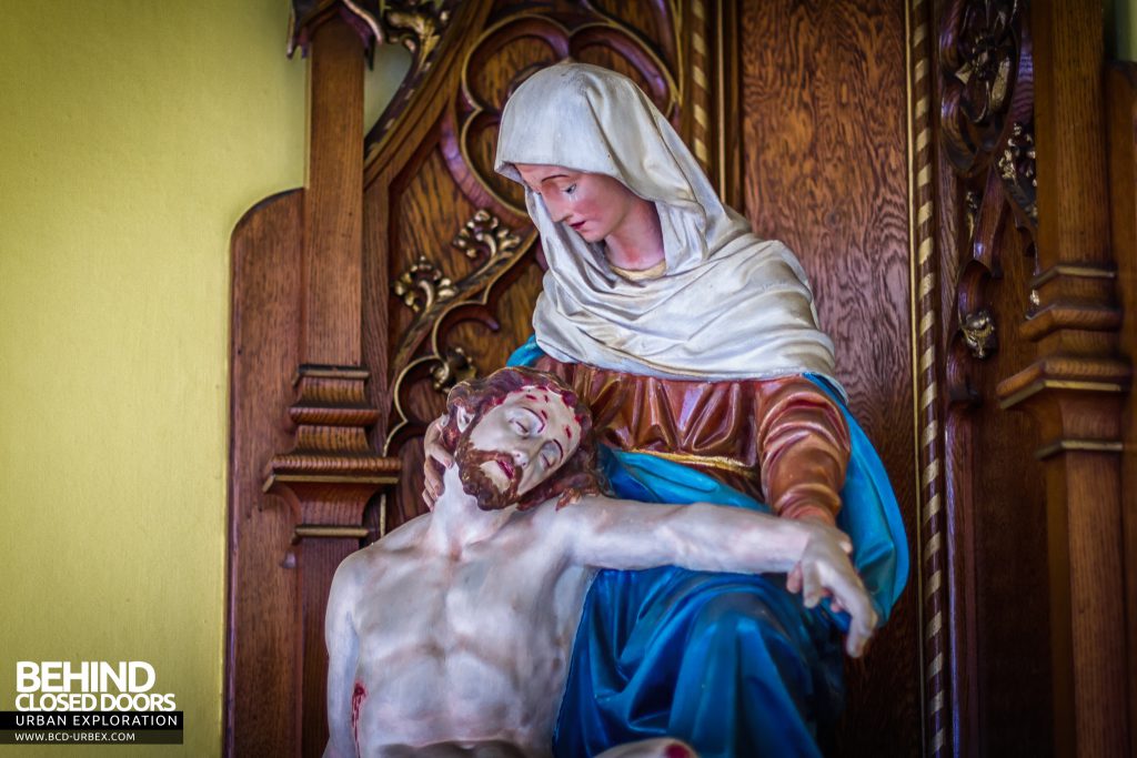 St Joseph's Convent of the Poor Clares - Jesus and St Mary