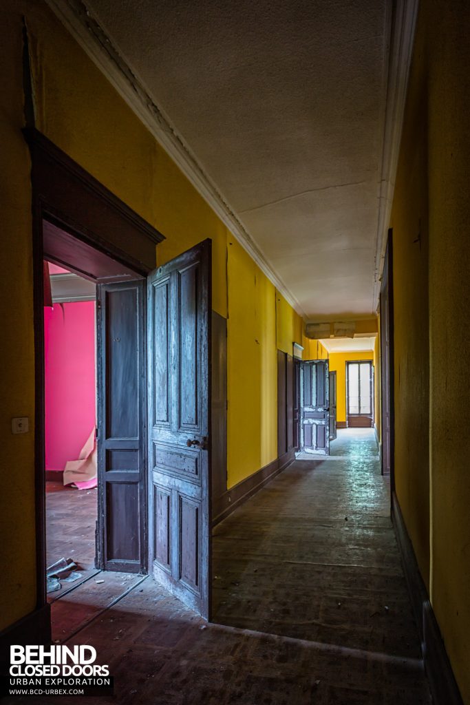 Château Poseidon - Corridor upstairs