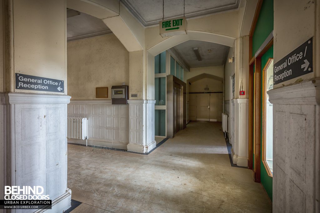 Sunnyside Asylum, Montrose - Main entrance hallway