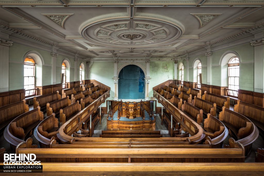 Capel Salem, Pwllheli - Upstairs in the chapel