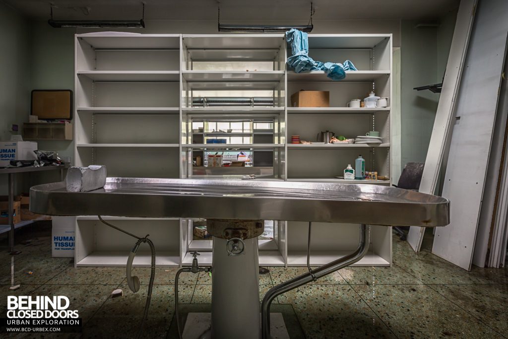 Forster Green Mortuary, Belfast - Side view of examination table