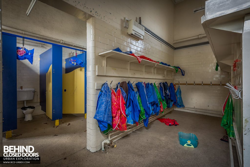 Battenhall Mount - Tin cloakroom in the nursery