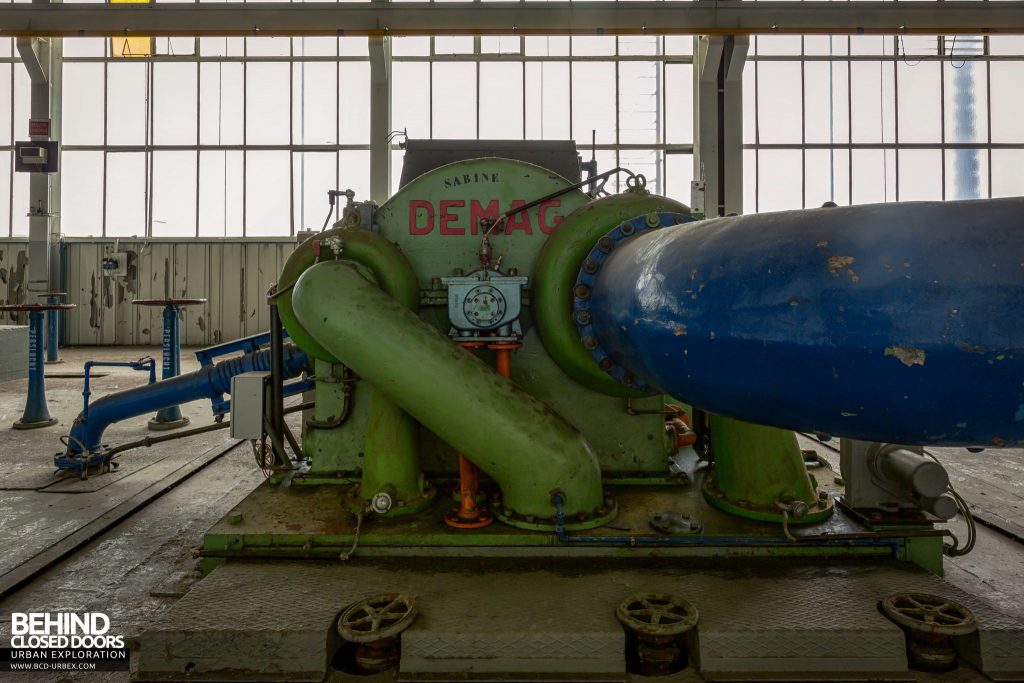 Ford Genk Powerhouse - Demag compressor end view