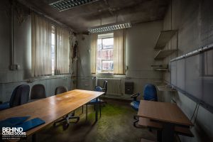 NSRI - Decaying office