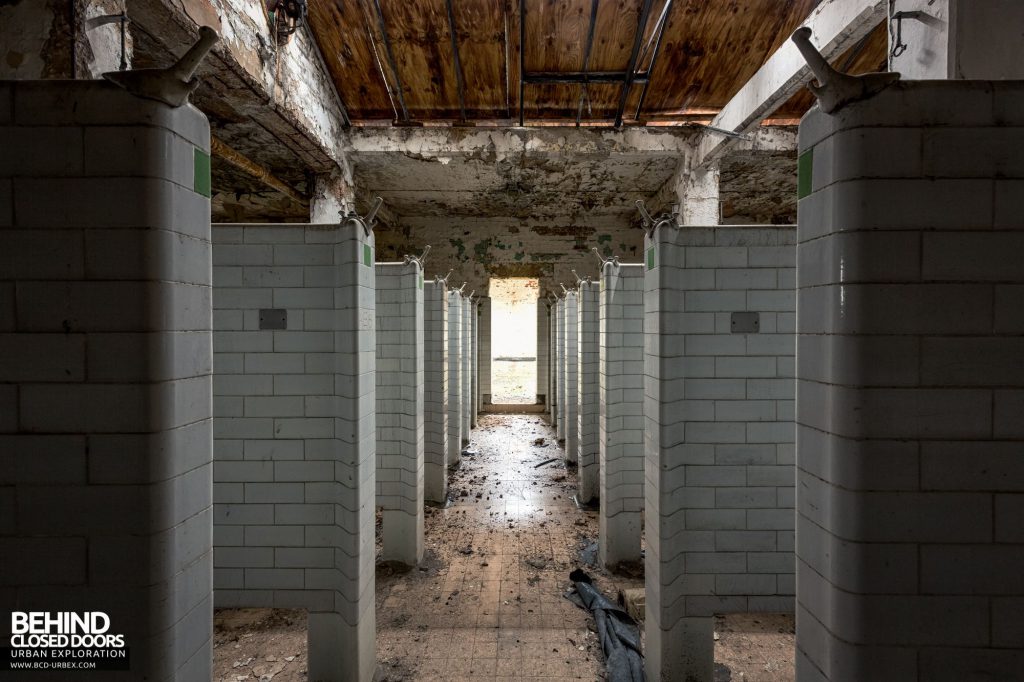 Pit Head Baths - Tiled shower cubicles