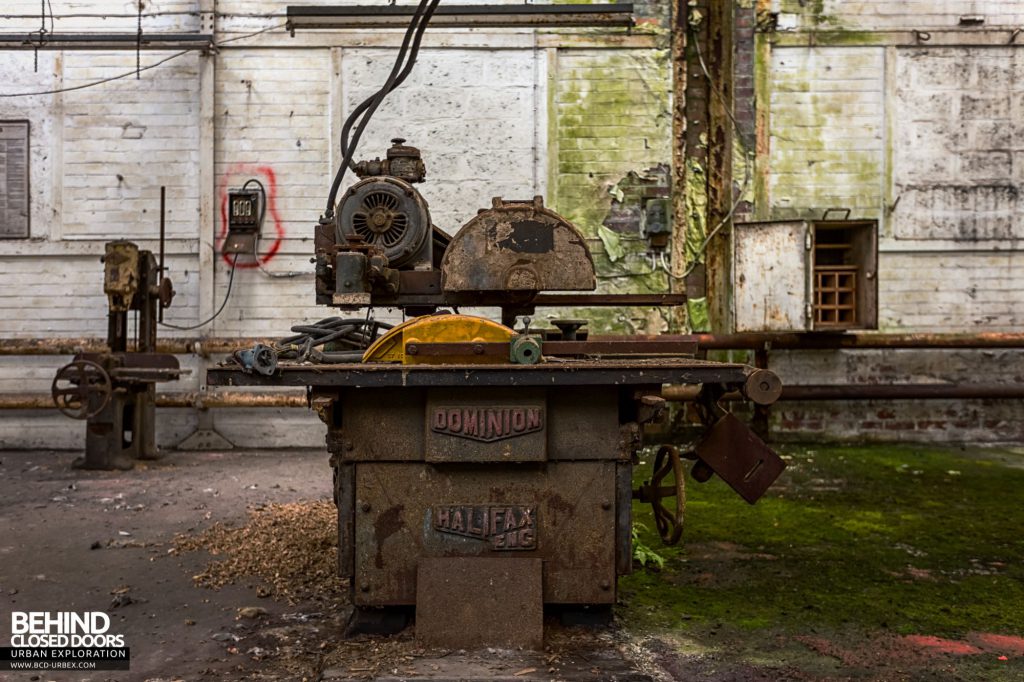 Locomotive Shed and workshops - Dominion table saw