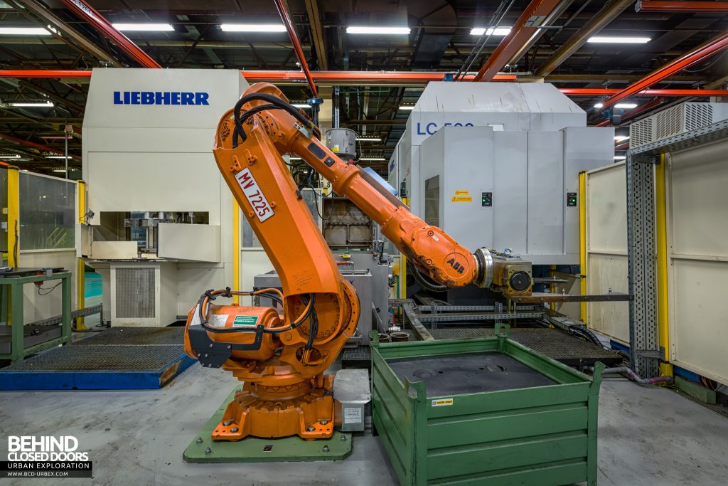 Caterpillar, Gosselies - One of the production robots