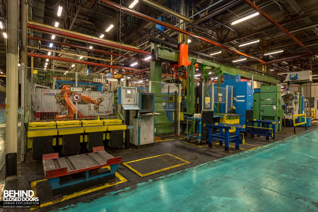 Caterpillar, Gosselies - More robotic production line