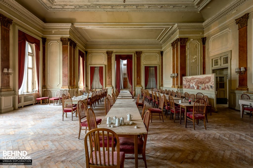 Grand Hotel Straubinger, Austria - The chairs and tables were still set out