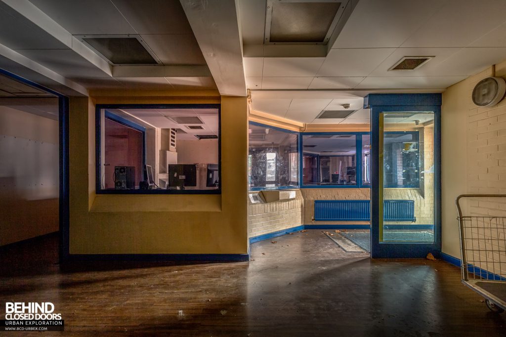 Holloway Prison - The front entrance leads into this area, with a command room behind the glass