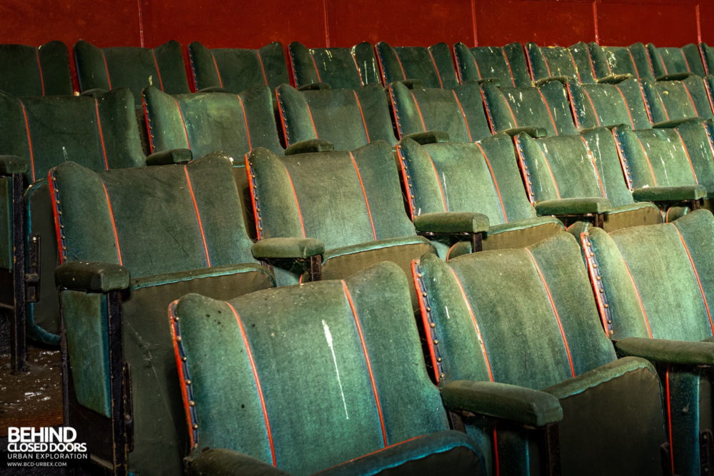 Ritz, Nuneaton - Front view of the original seats