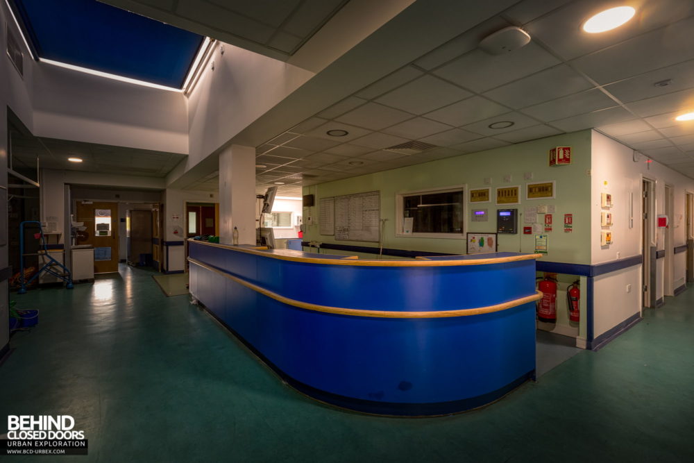 Royal Papworth Hospital - Ward reception desk