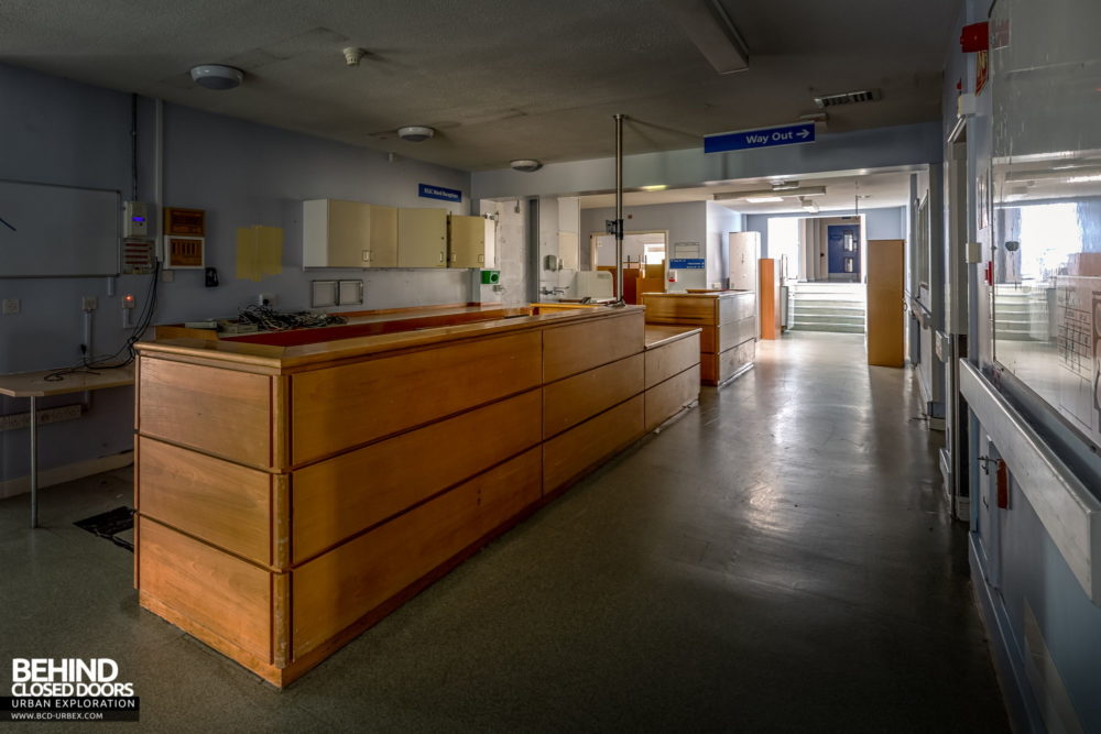 Royal Papworth Hospital - Ward reception desk